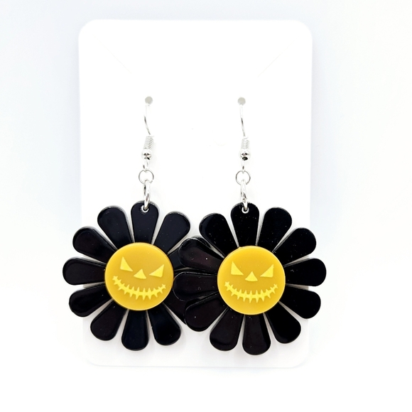 Halloween Jack O'Lantern Flower Daisy Lightweight Acrylic Earrings New - Picture 1 of 2